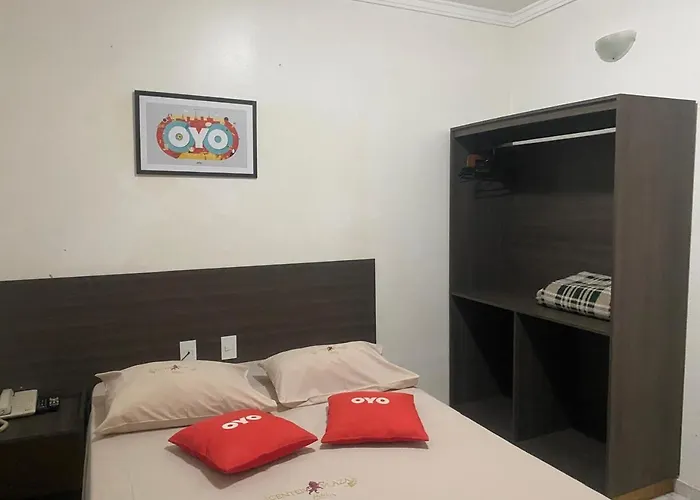 OYO Hotel Center Plaza